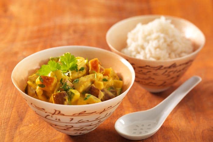 Vegetarisches Curry mit frischer Ananas - jetzt probieren!